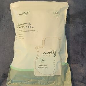 Motif Medical Breastmilk Storage Bags - Cream 100 Count  8 OZ. NEW